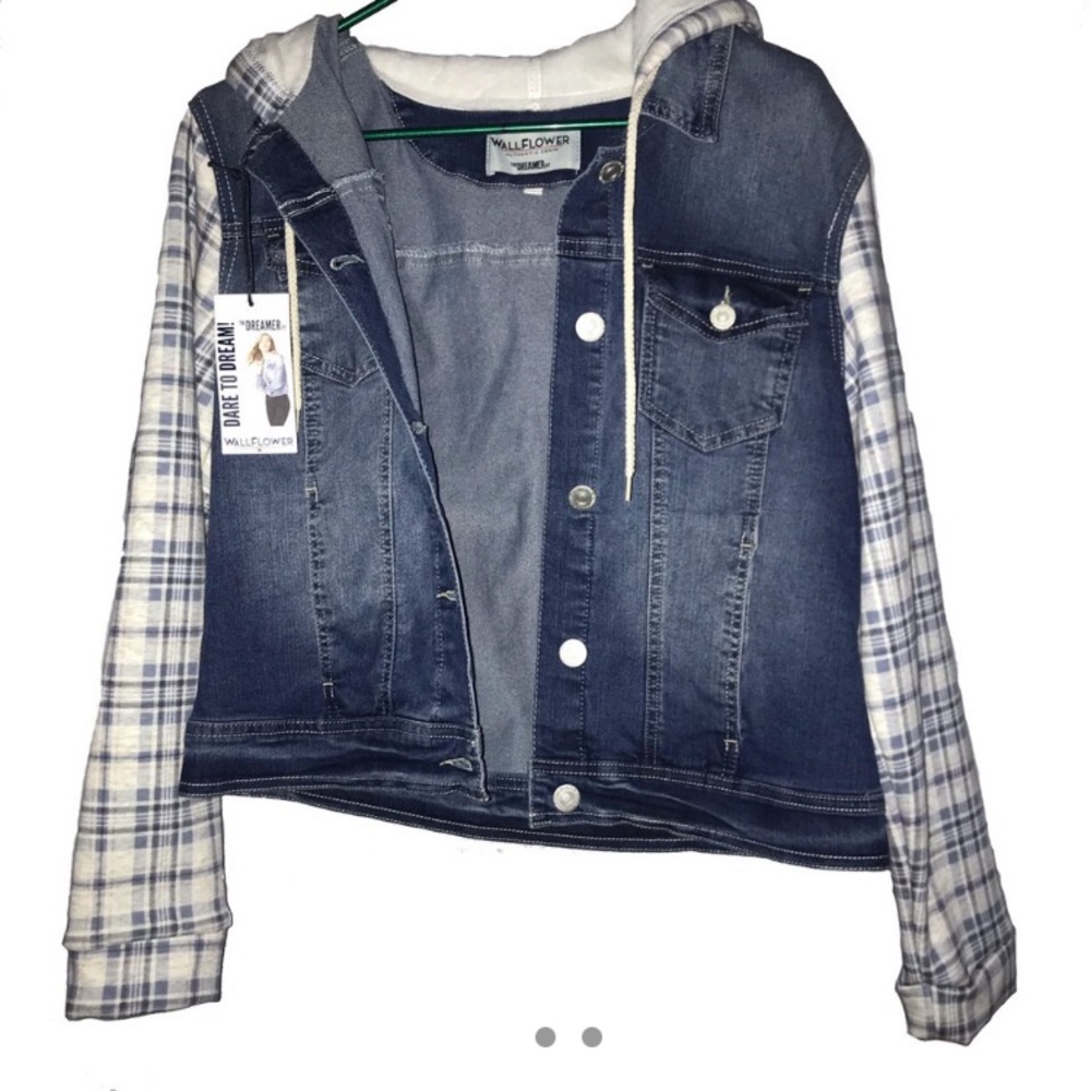 HOODED JEAN JACKET
